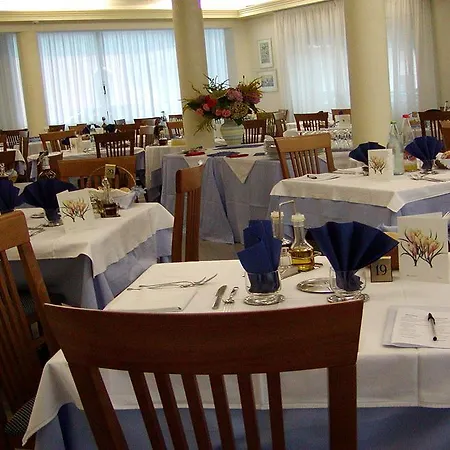 Hotel Joli